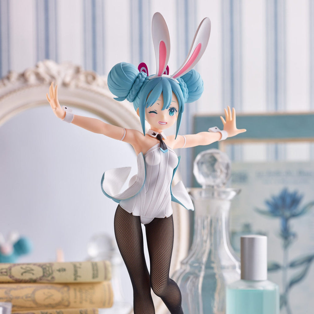 Hatsune Miku BiCute Bunnies White Ver. (FuRyu)